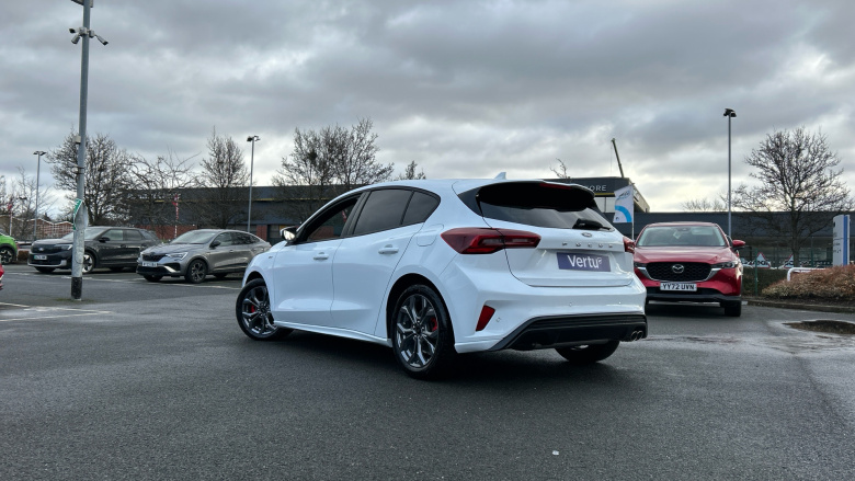 Ford Focus 1.0 EcoBoost Hybrid mHEV 155 ST-Line 5dr Auto Petrol Hatchback